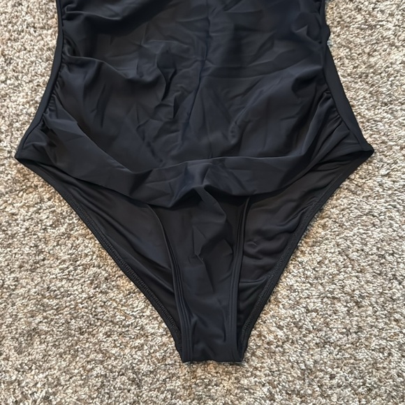 Cupshe Women's Black V Neck One Piece Swimsuit Bathing Suit Size Large - Picture 3 of 5